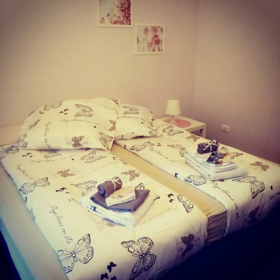 Zudecche 1 Bed and Breakfast Trieste Exterior foto